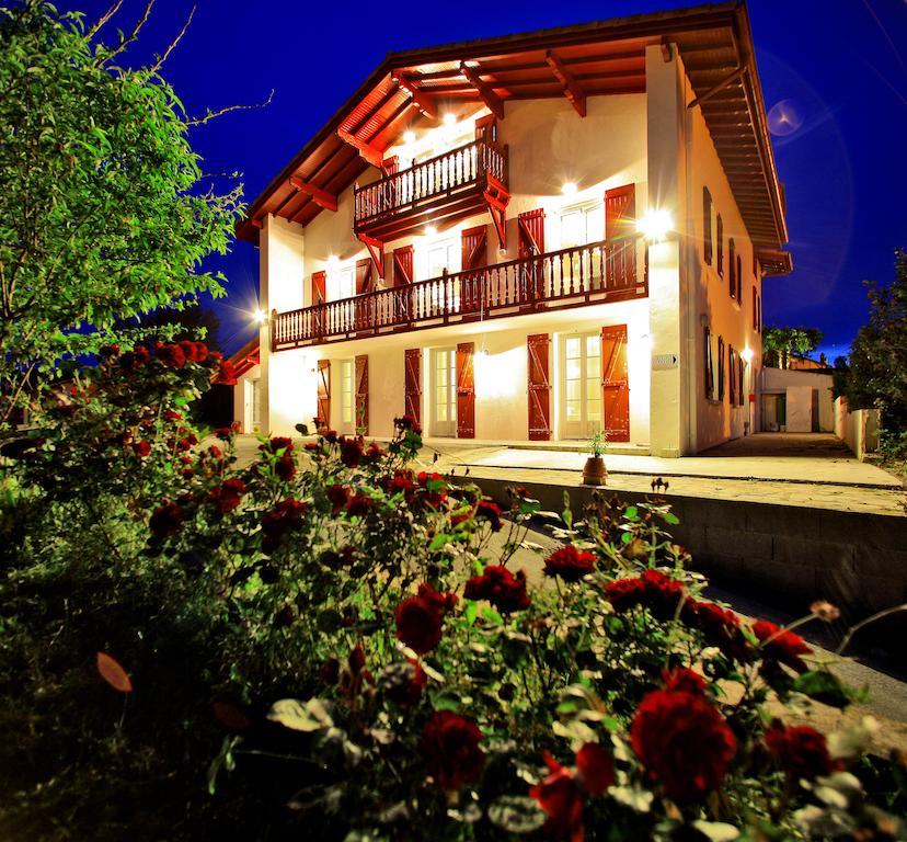 Hotel Agian Itxassou Ngoại thất bức ảnh