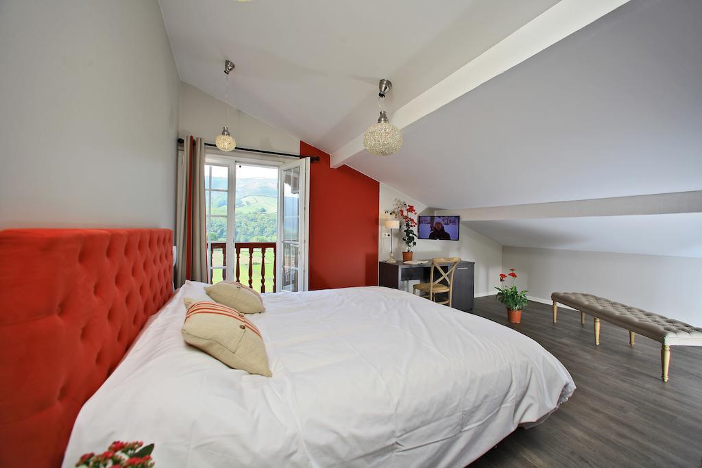 Hotel Agian Itxassou Phòng bức ảnh